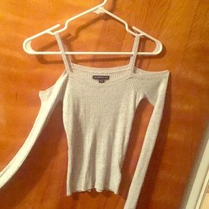 AE Cold Shoulder top
